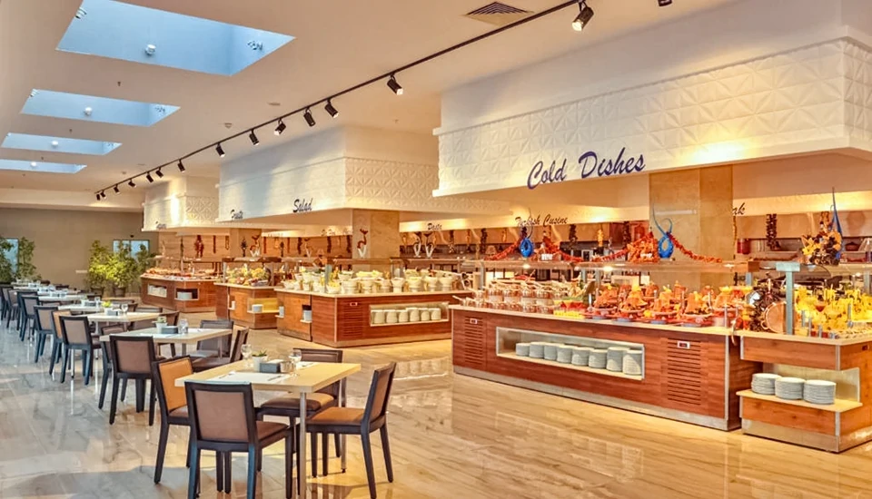 هتل کریستال سنترو ریزورت آنتالیا